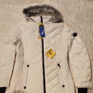 NWT Women's Nautica Puffer Jacket Size S